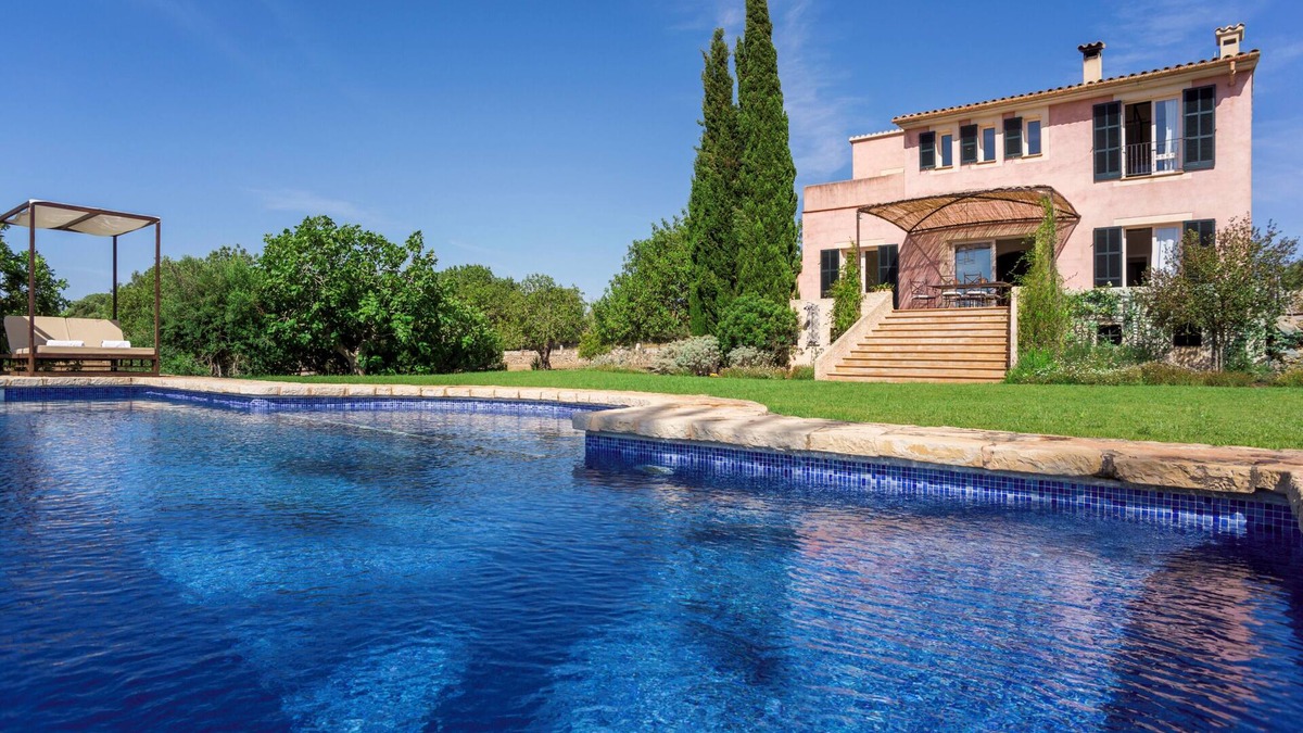 Sant Llorenc des Cardassar Villa | SA MORADA - Spectacular villa with private pool and free WiFi.