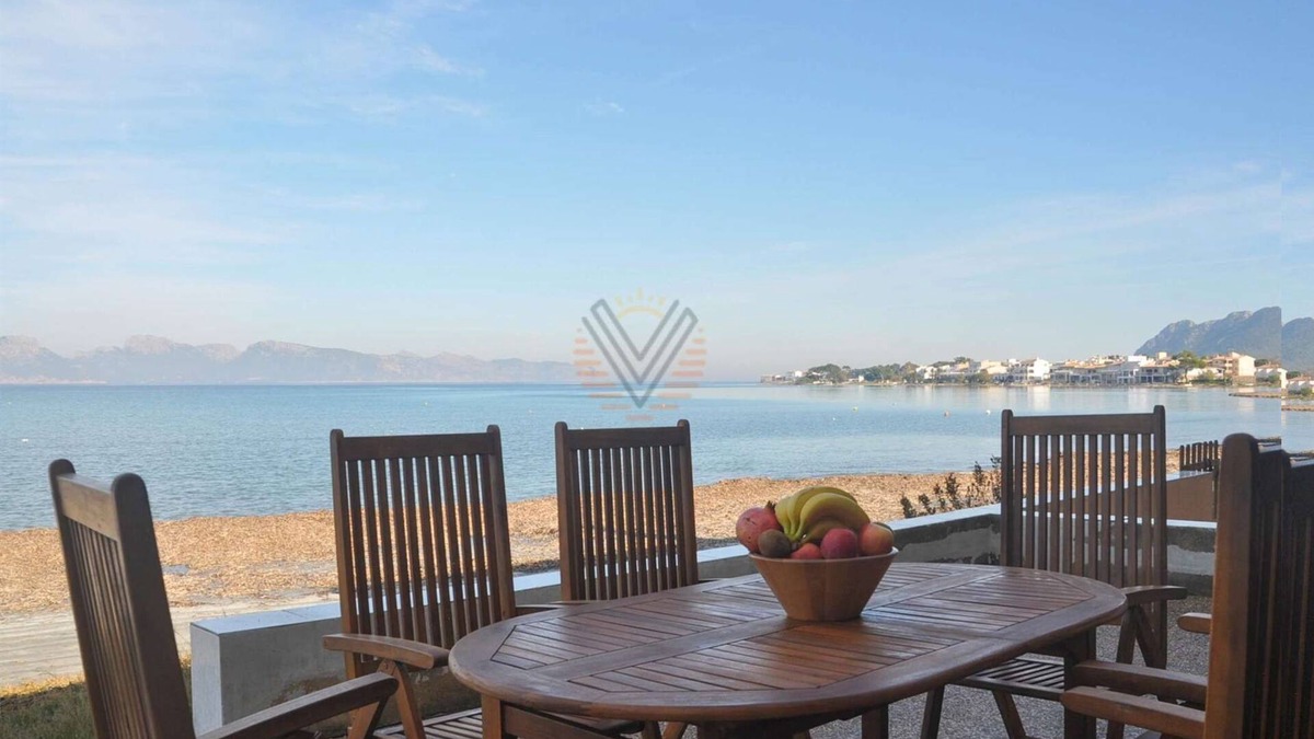 Alcudia Cottage | Sa Marina 7A, villa direct on the beach