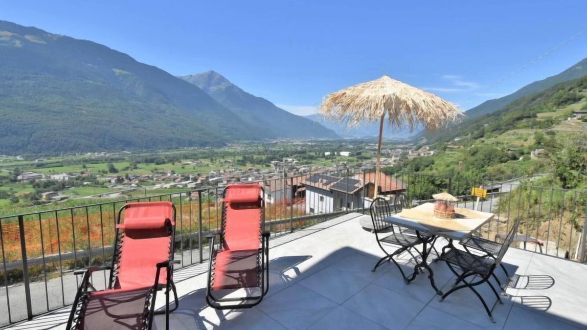 Traona Apartment | Sabbia Alpina by Interhome
