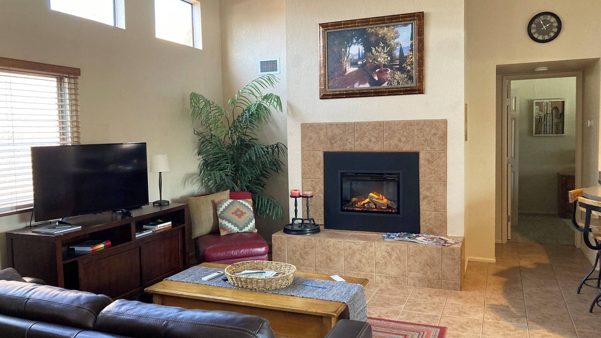 Encanto Canyon Condo | Sabino Canyon desert view retreat 3-bedroom 2-bath condo