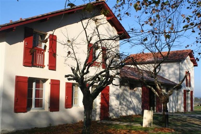 Orx House | Sables 1