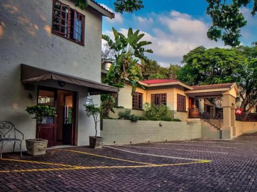 Nelspruit Cabin | Sabores Lodge and Restaurant
