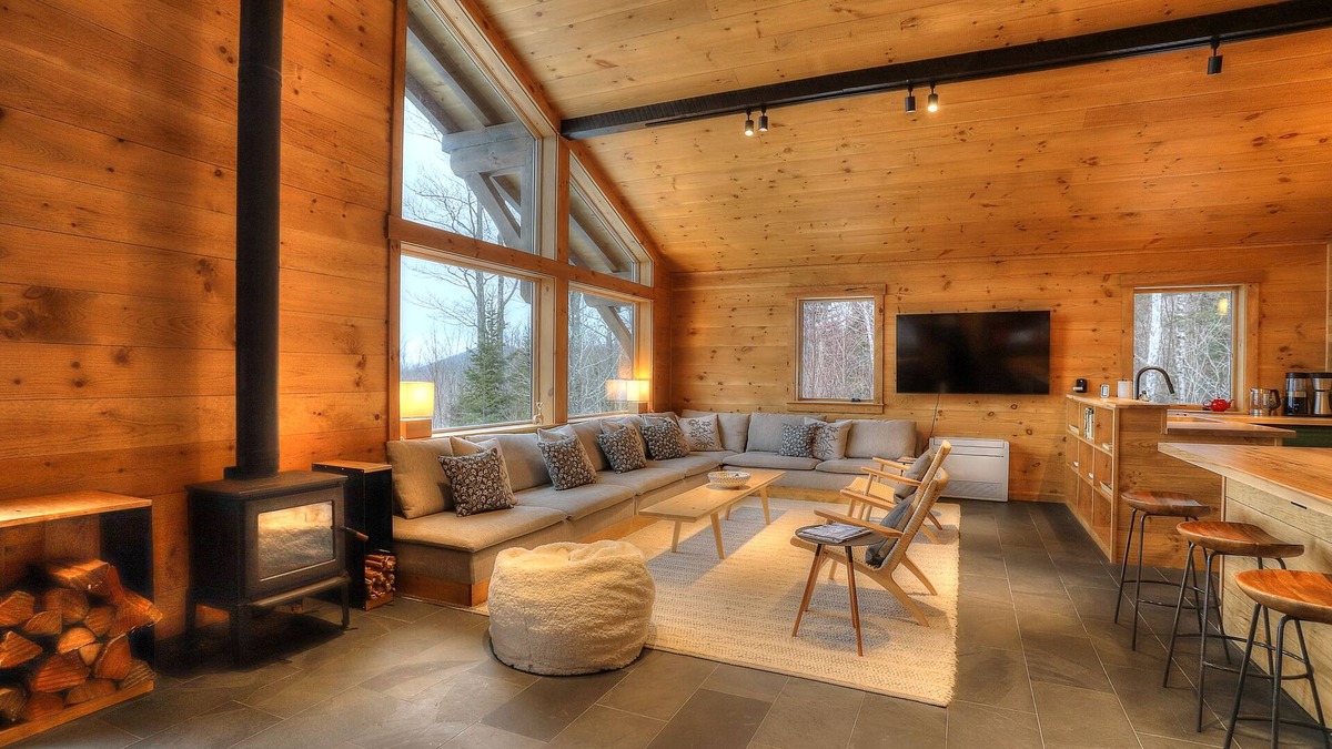 Rangeley House | Saddleback Chalet - Beautiful New Construction on Magalloway Loop