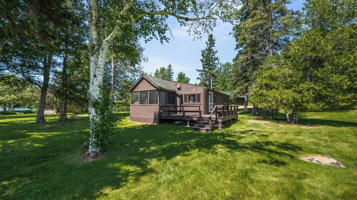 Rangeley House | Saddleback Lake Lodge 13 | Close to Saddleback