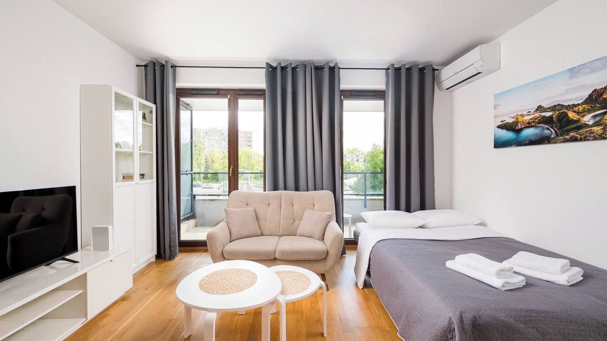 Mokotow Apartment | Sadyba Urban Quiet Studio