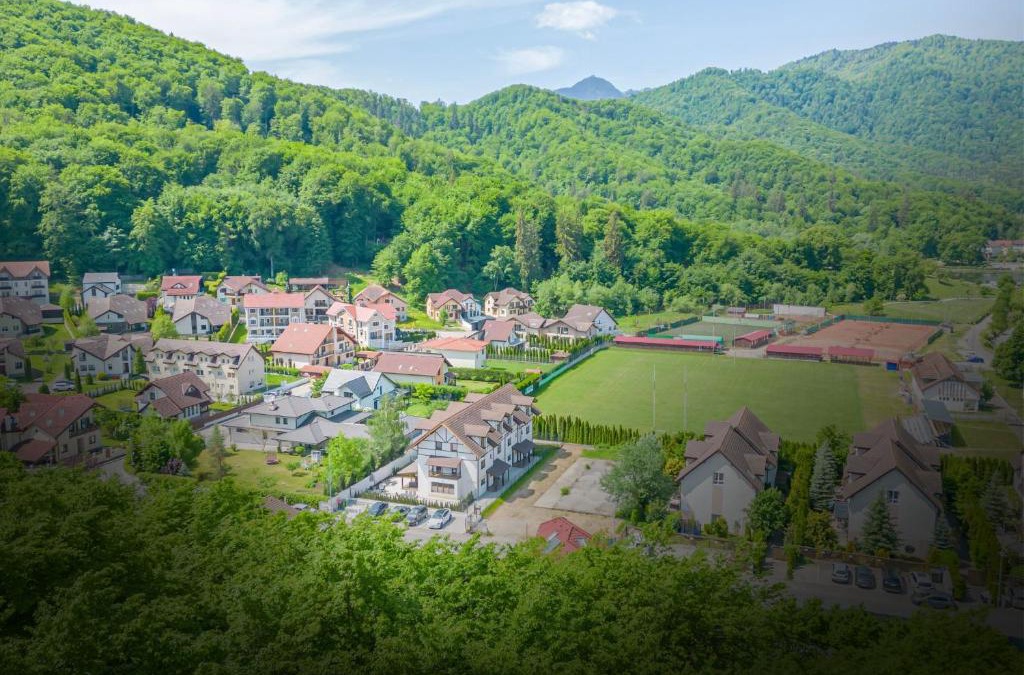 Brasov Villa | Safari Family Villas near Park Aventura,Lake,Zoo
