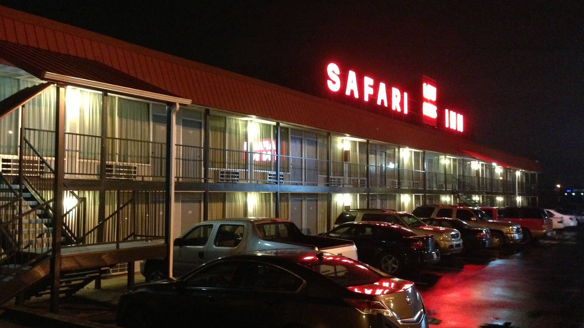 Murfreesboro Hotel | Safari Inn