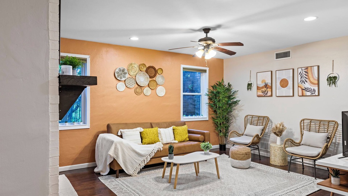 Loring Heights Apartment | Safe & cozy guest suite in Buckhead + free parking