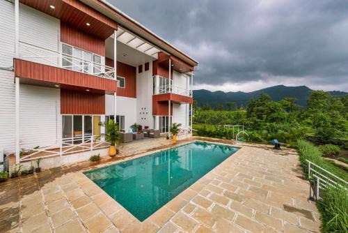 Karjat Villa | SaffronStays Aranyaani