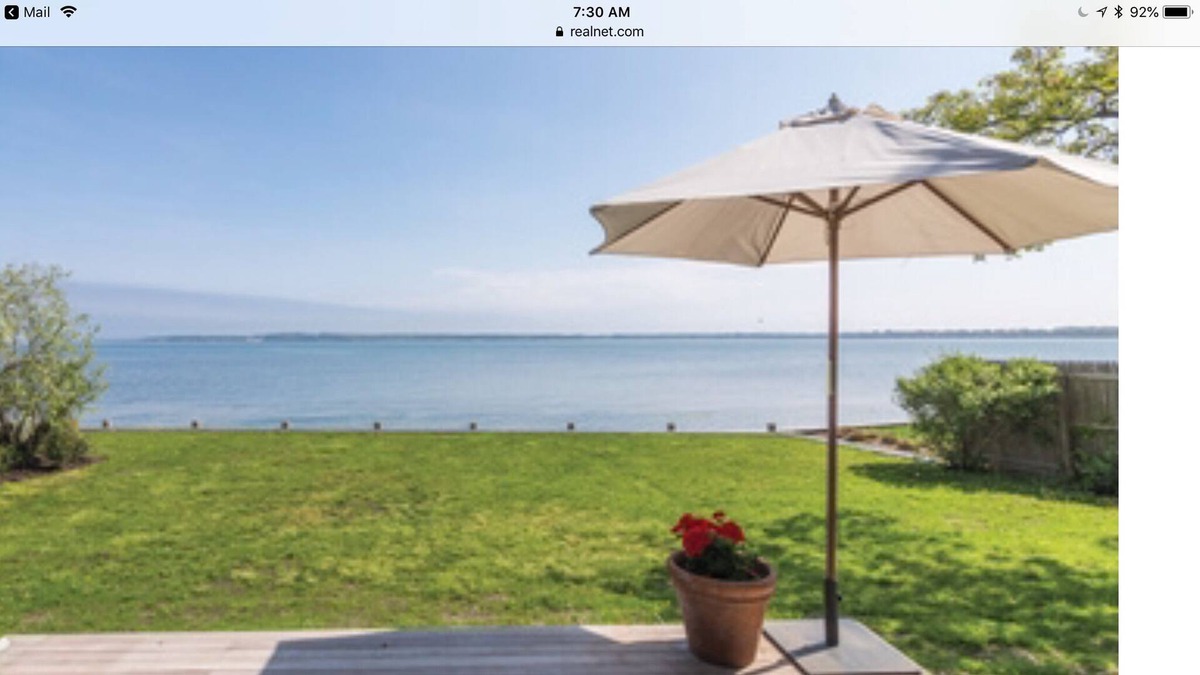Noyack Cottage | Sag Harbor Waterfront Cottage