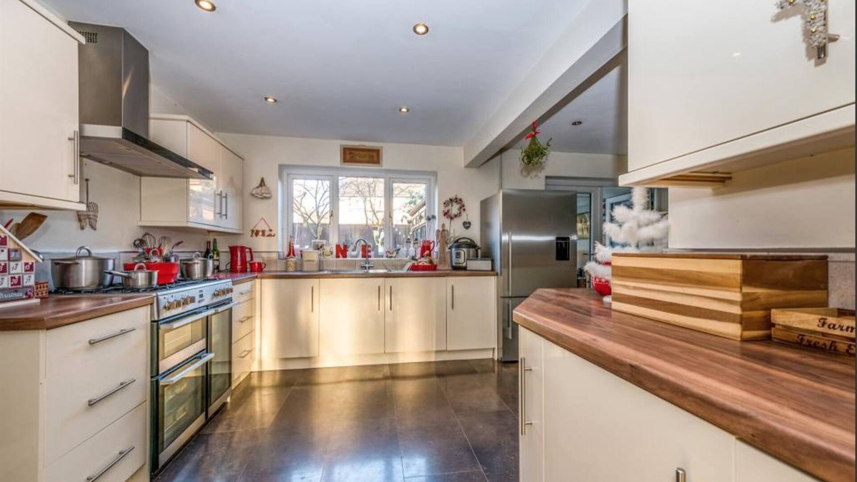 Northampton House | Sage House