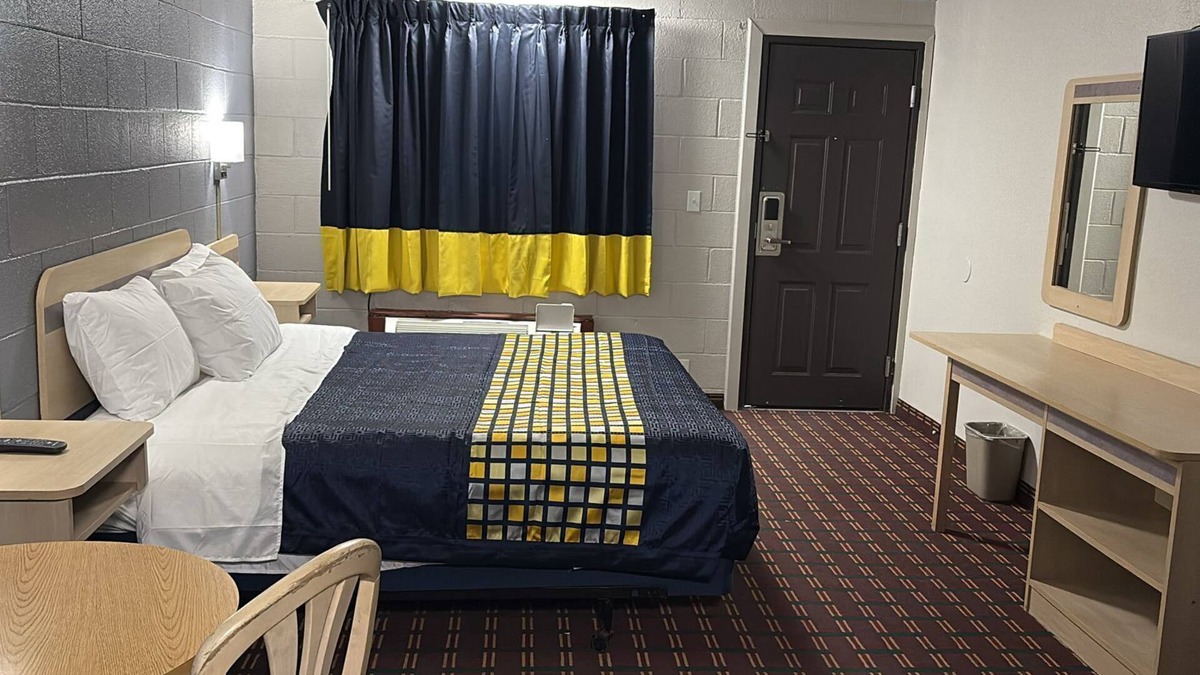 Casper Hotel | Sage & Sand Motel