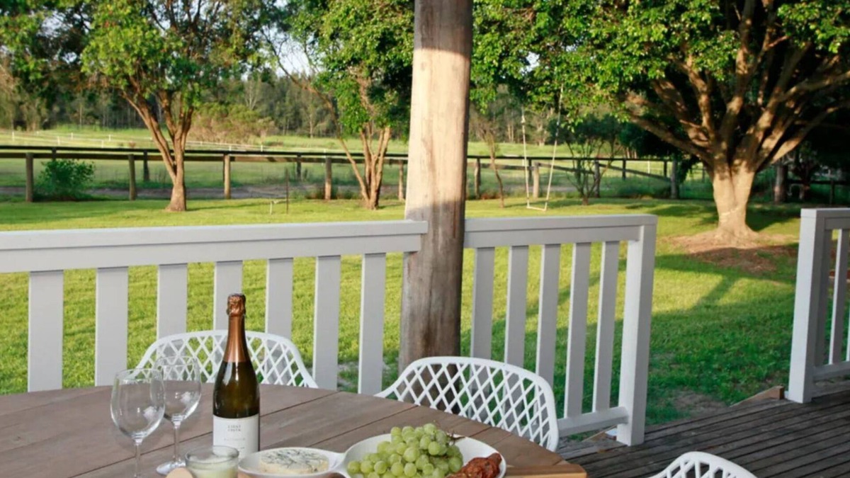 Anna Bay House | Sahara Trails 'House' - WiFi, Air Conditioning, Horse Riding and much more !