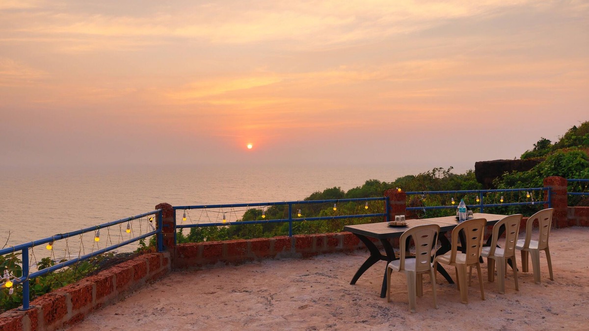 Kunkeshwar Hotel | Sai Sagar Beach Resort Kunkeshwar