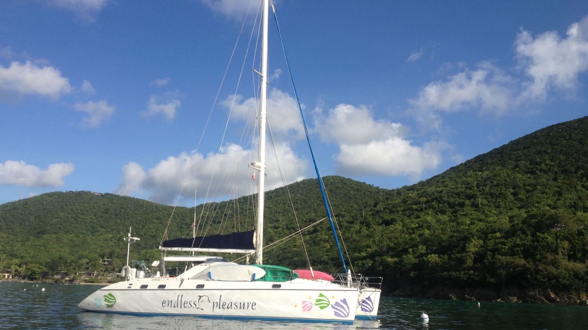 Ratho Mill Boat Rental | Sail the Stunning Grenadines on Your Own Private Crewed Yacht