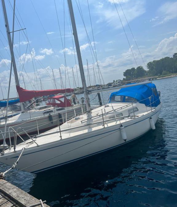 Karlshamn Boat Rental | Sailboat Amber