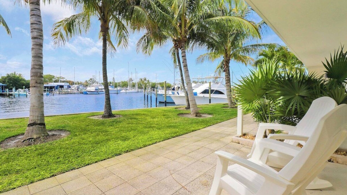 Stuart Apartment | Sailfish Suites 4- Waterfront, Pet friendly!