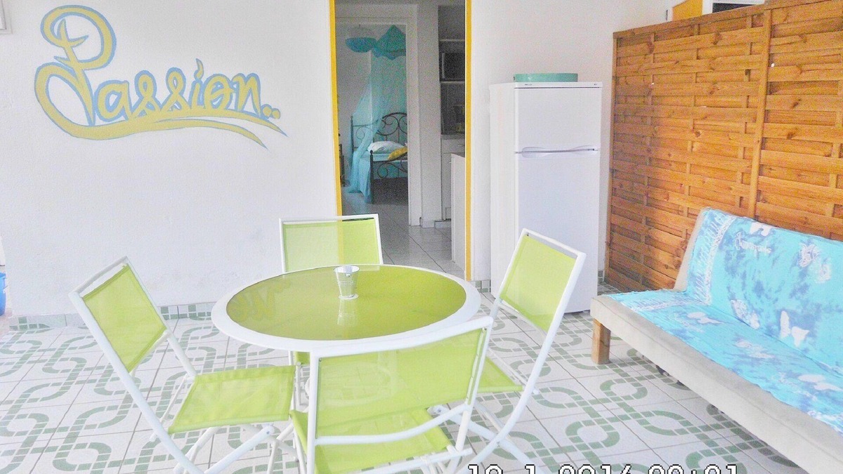 Sainte-Anne Apartment | Saint Anne: Studio - St AnneHouse with garden