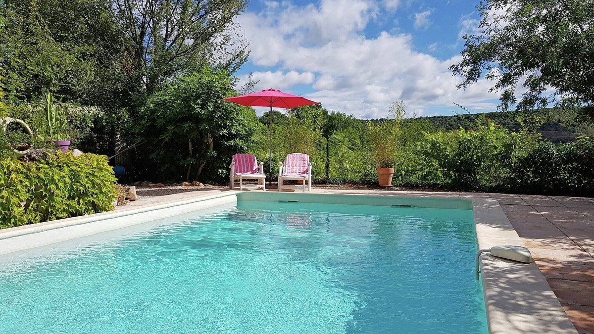 Saint-Bres Villa | Saint-Brès: Pool & Nature