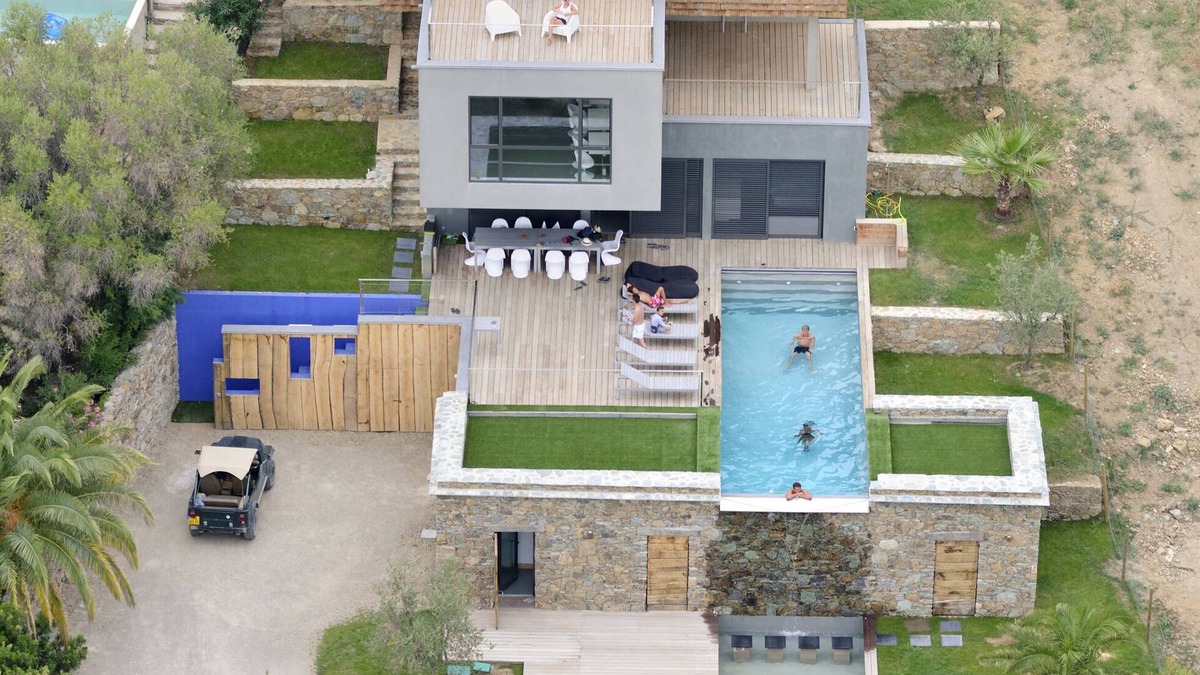 Saint-Florent Villa | Saint Florent beautiful contemporary house of architect