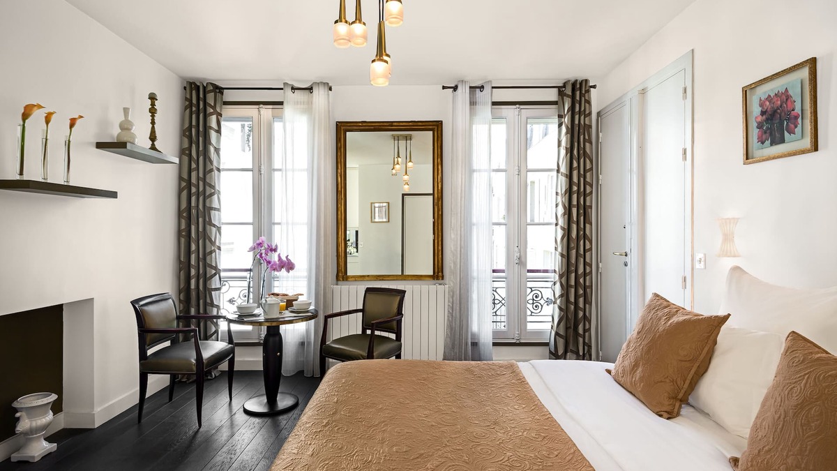 6th Arrondissement Apartment | Saint Germain Chic Studio