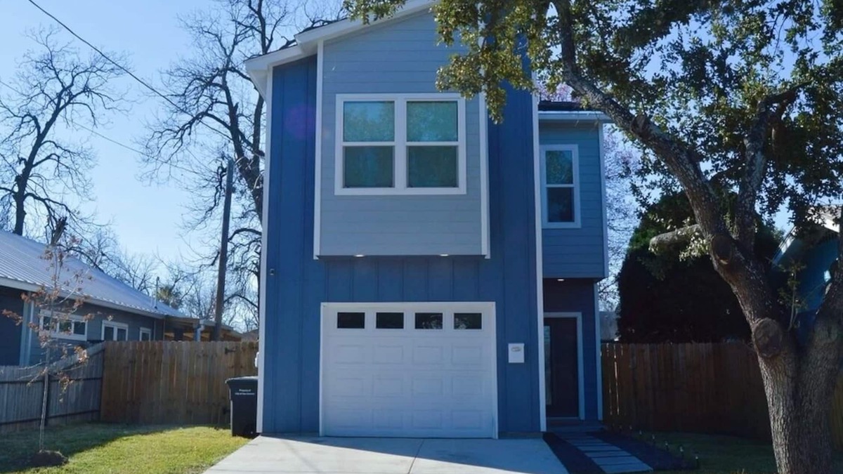 Eastside Promise Neighborhood House | Saint Johns House the Perfect Down Town Location