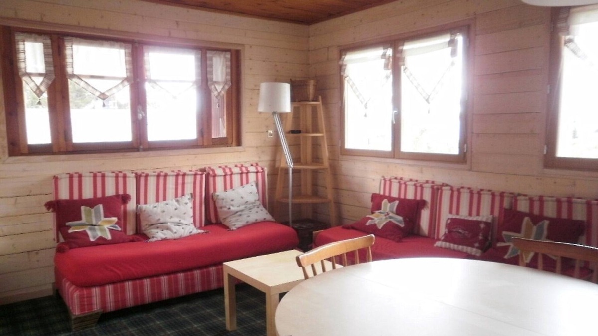 Saint-Lary-Soulan Apartment | Saint Lary Soulan: apartment in individual chalet at the foot of the slopes