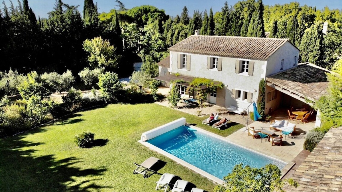 Eyragues Other | Saint-Rémy-de-Provence, 4 kms, mas very quiet, walk to the center