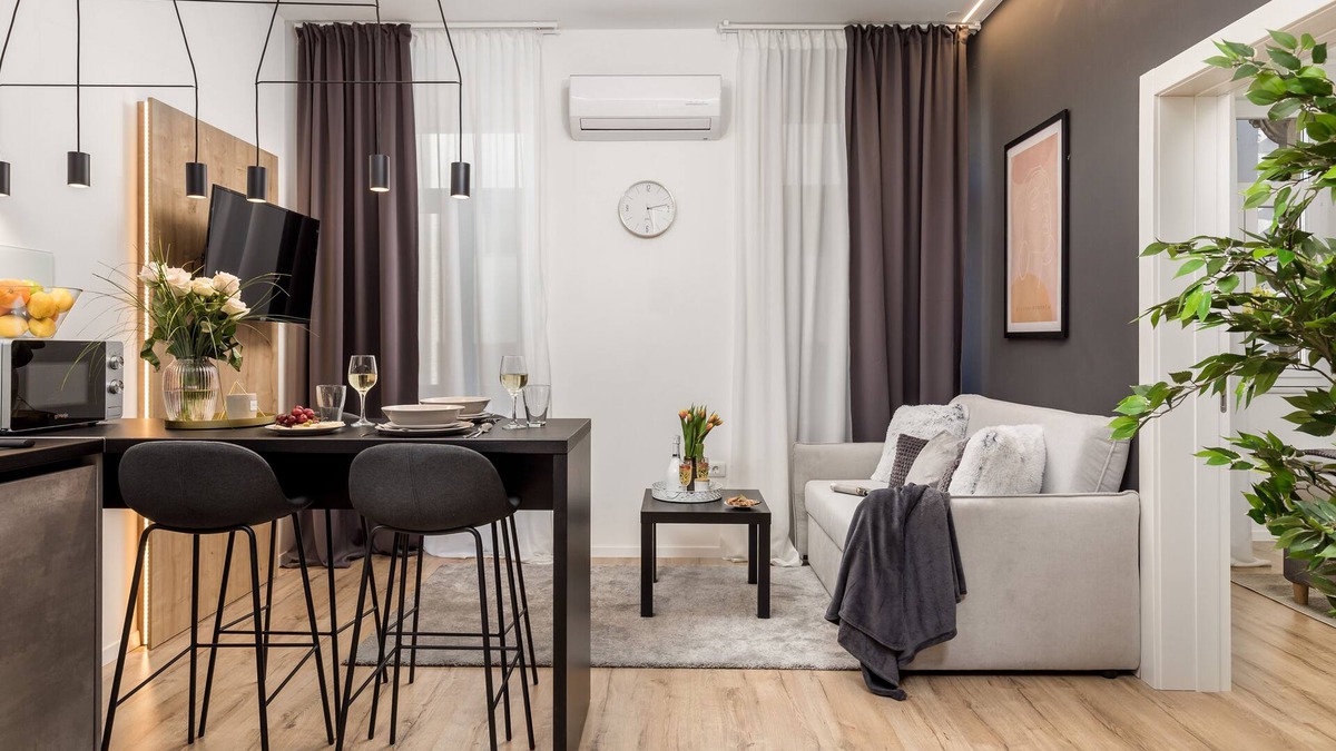Rijeka Apartment | Saint Vitus Apartments with balcony