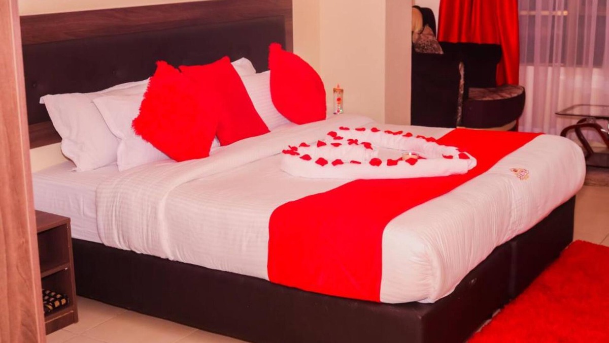 Eastleigh Hotel | Sakina Hotel & Restaurant