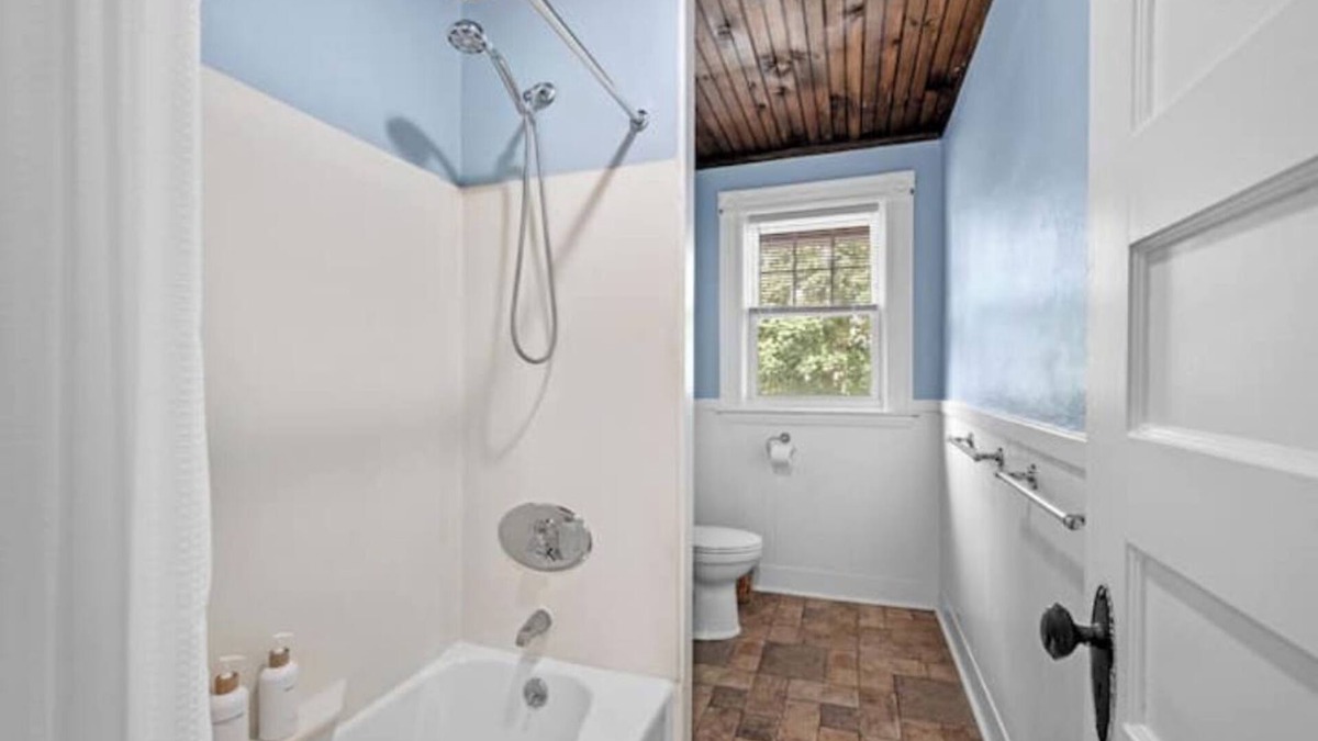 Salem Apartment | Salem 3BDR w/ Gameroom+Balcony+Parking