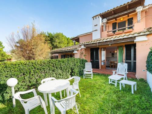 Calasetta Apartment | Salina Heaven Retreat 2
