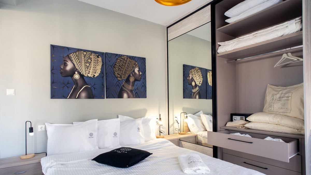 Volos City Centre Apartment | Salina Premium Residences Apartment - Glamorous, Modern and Convenient