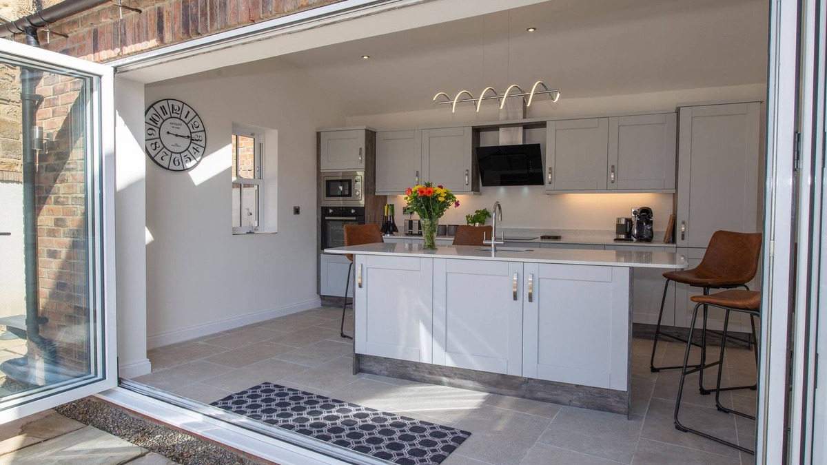 Whitby Cottage | Salt Bay