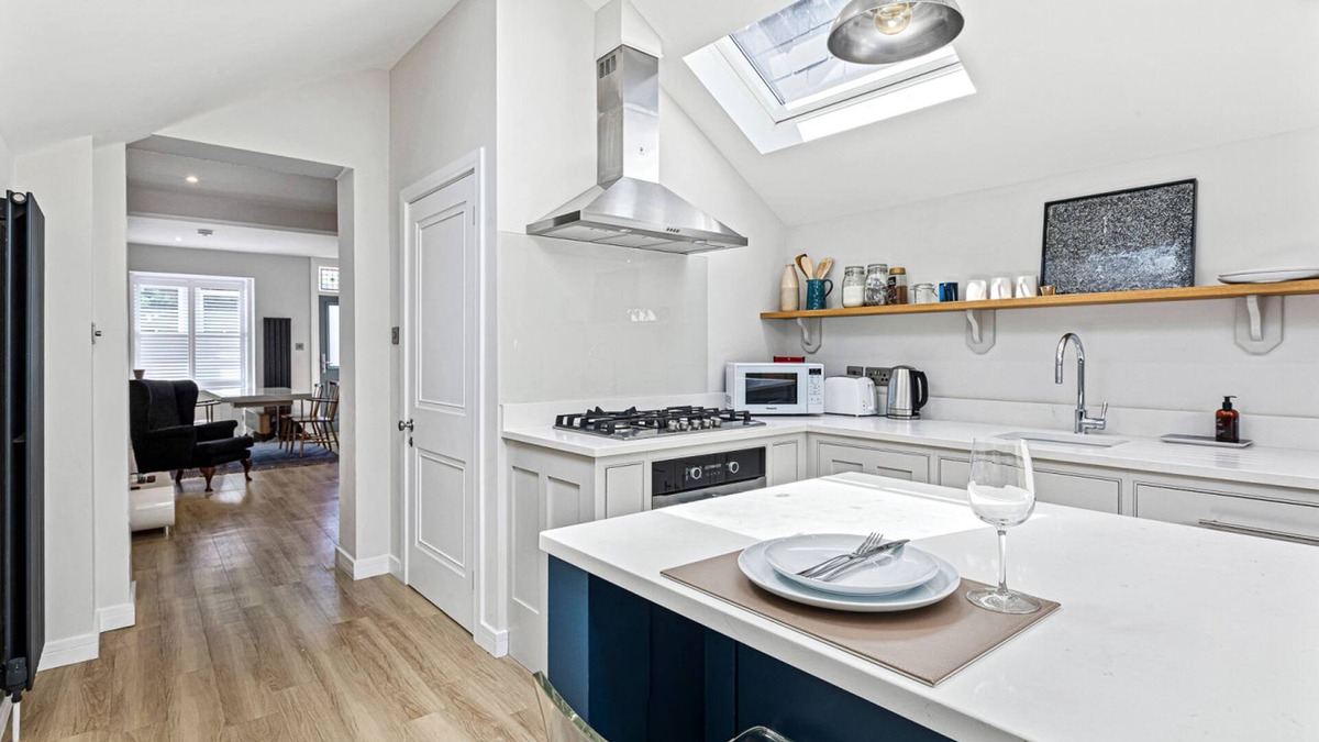 Henley House | Salt House - From 150 Per Night