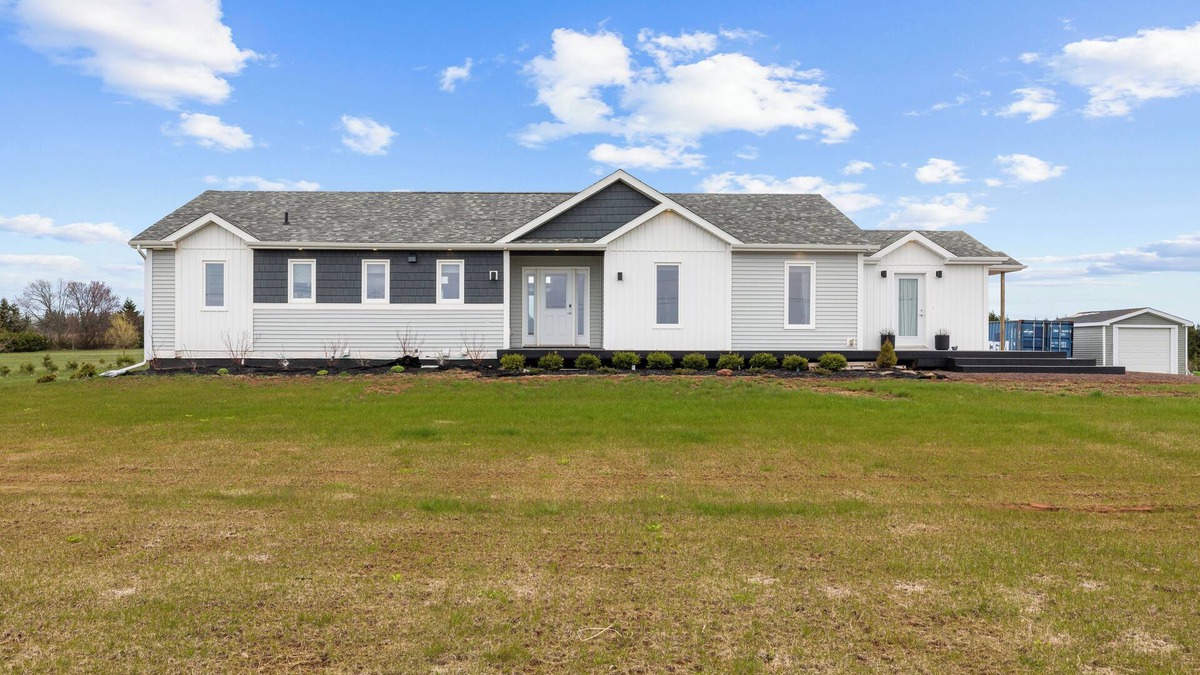 Kensington House | Salt n' Soil Vacation Home