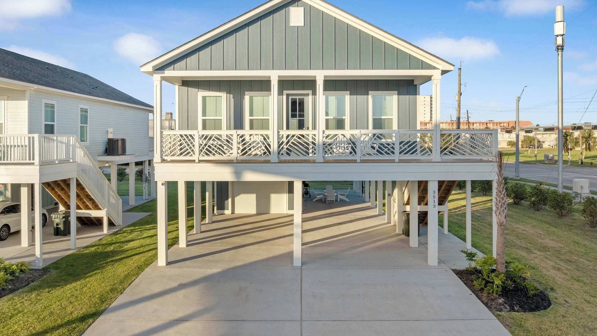 Galveston House | Salt & Stone Villa 3513