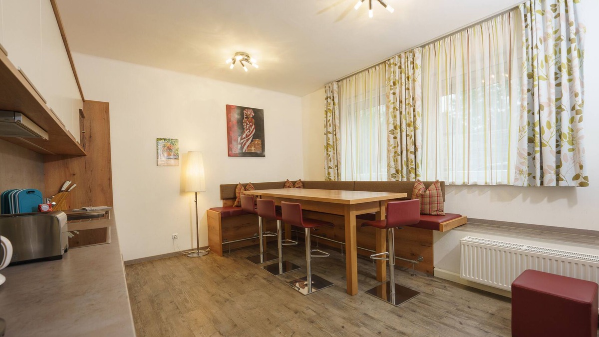 Loretto Apartment | Salzburg: Apartment RIVERSIDE 1 for 1 - 10 people