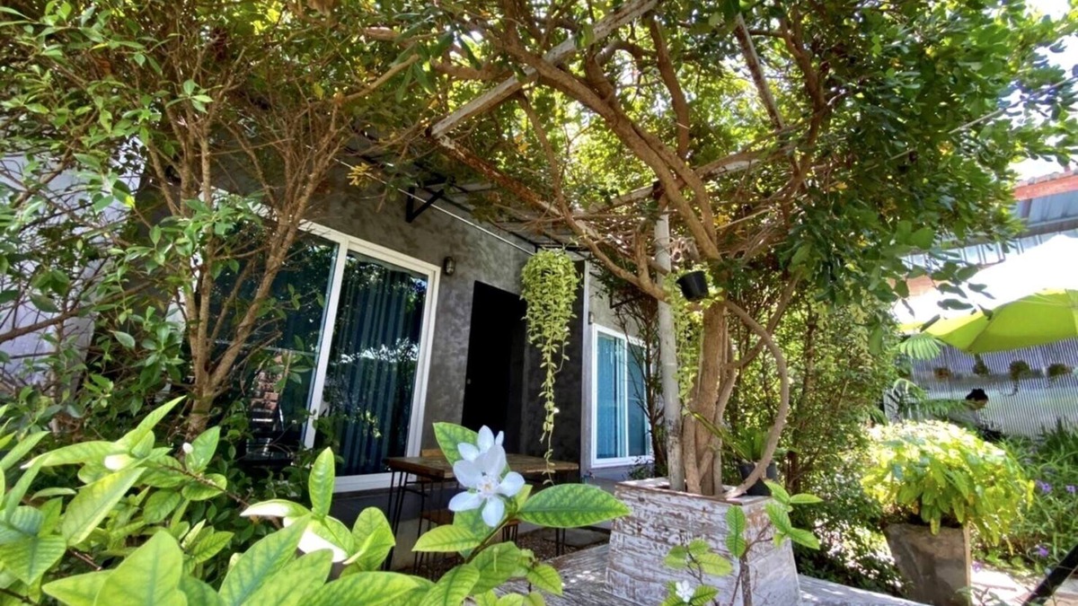 Koh Lan House | Samanta By The Sea - Adults Only