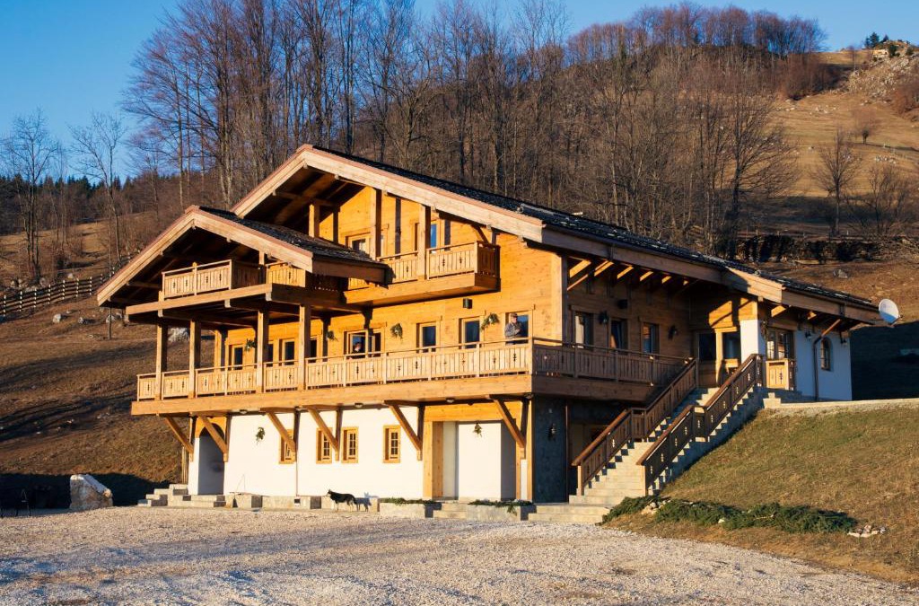 Moieciu House | Samedru