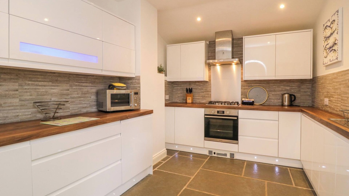Brixham Cottage | Samphire Lodge
