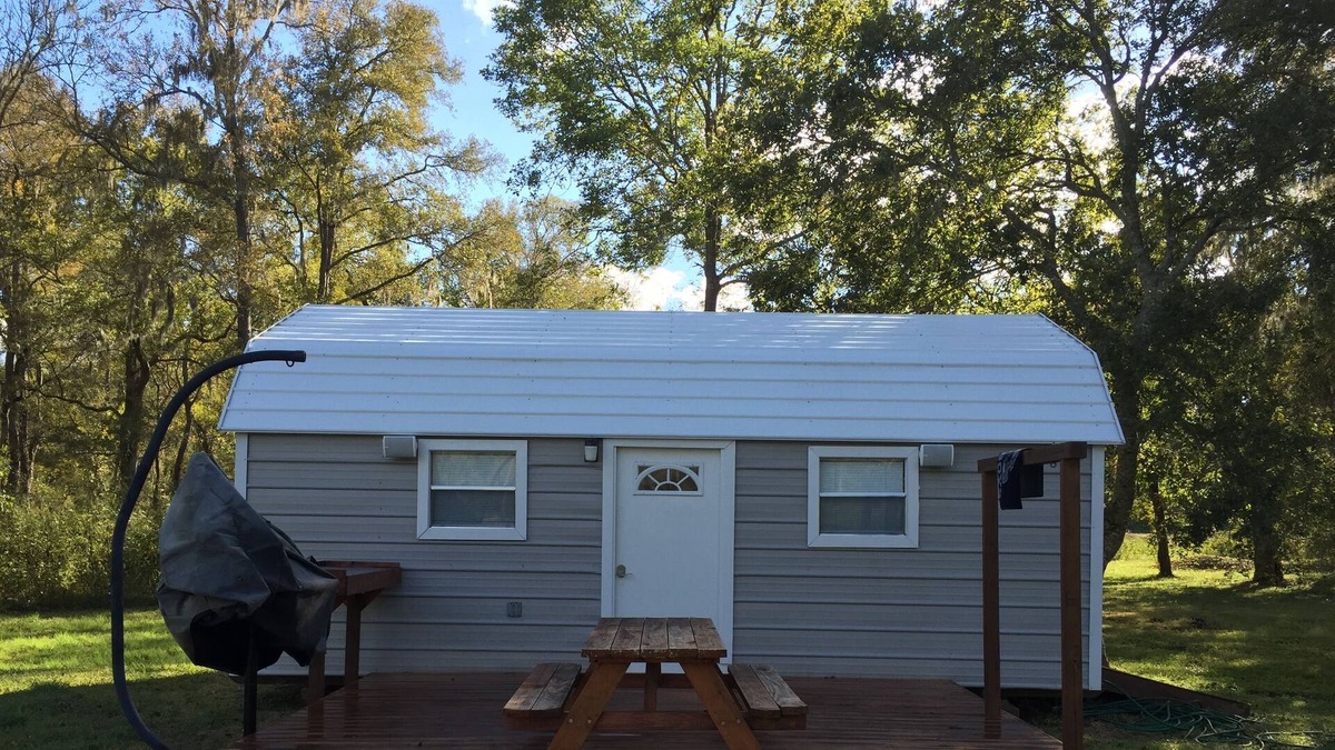 Needville Cabin | San Bernard River Cabin