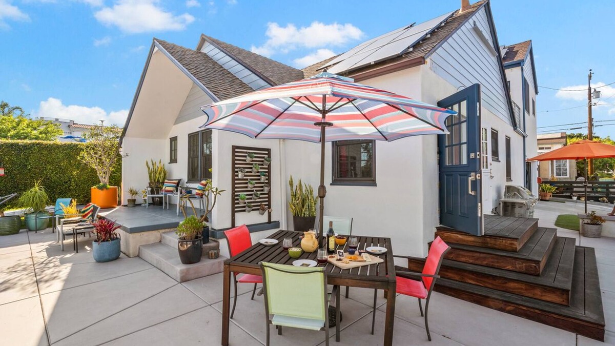 Crown Point House | San Diego 2 BD Home with Large, Private Patio!