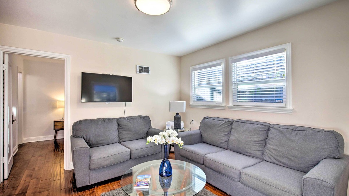 Cortez Hill Apartment | San Diego Apartment ~ 1 Mi to Gaslamp Quarter