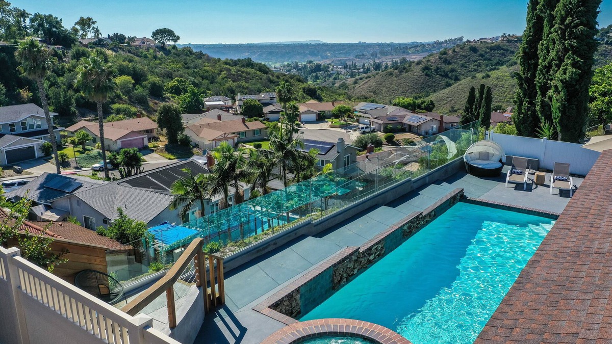 San Carlos House | San Diego Modern Coastal View with Pool and Hot Tub