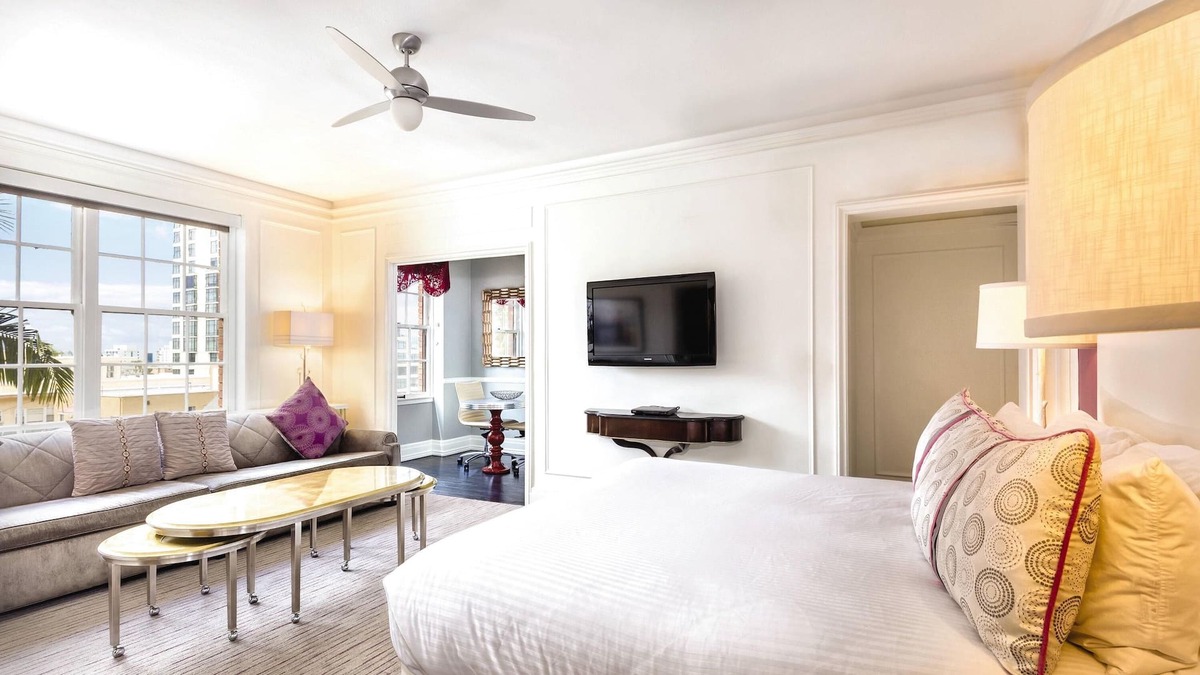 Park West Resort | San Diego Studio Suite w/Pool, Golf & FREE WiFi Near Balboa Park