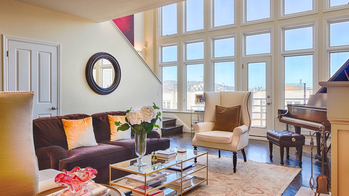 Cow Hollow House | San Francisco Modern Home with views of the Bay and outdoor terrace