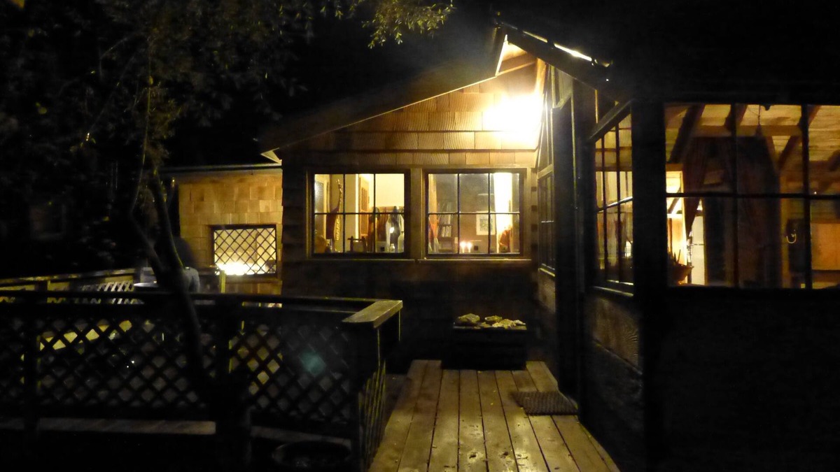 Roche Harbor Cottage | San Juan Island Cottage with View of Sunsets Over Westcott Bay