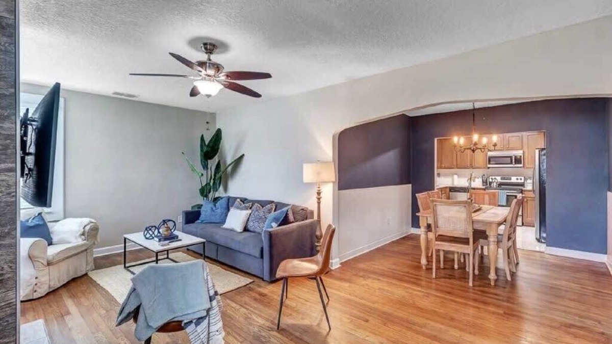 Lakewood House | San Marco Retreat - Perfect for families!