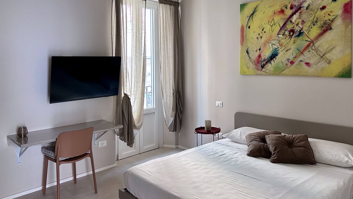Pavia Apartment | San Martino Suite